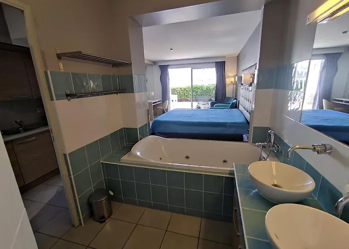 Διαμέρισμα B120, Le Jardin D'eden, Village Naturiste, 